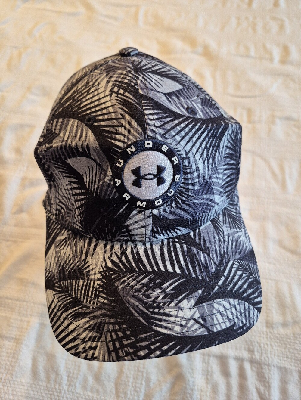 Under Armour Men's Jordan Spieth Tour Adjustable Hat featuring a palm leaf print